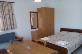 SMALL STUDIO